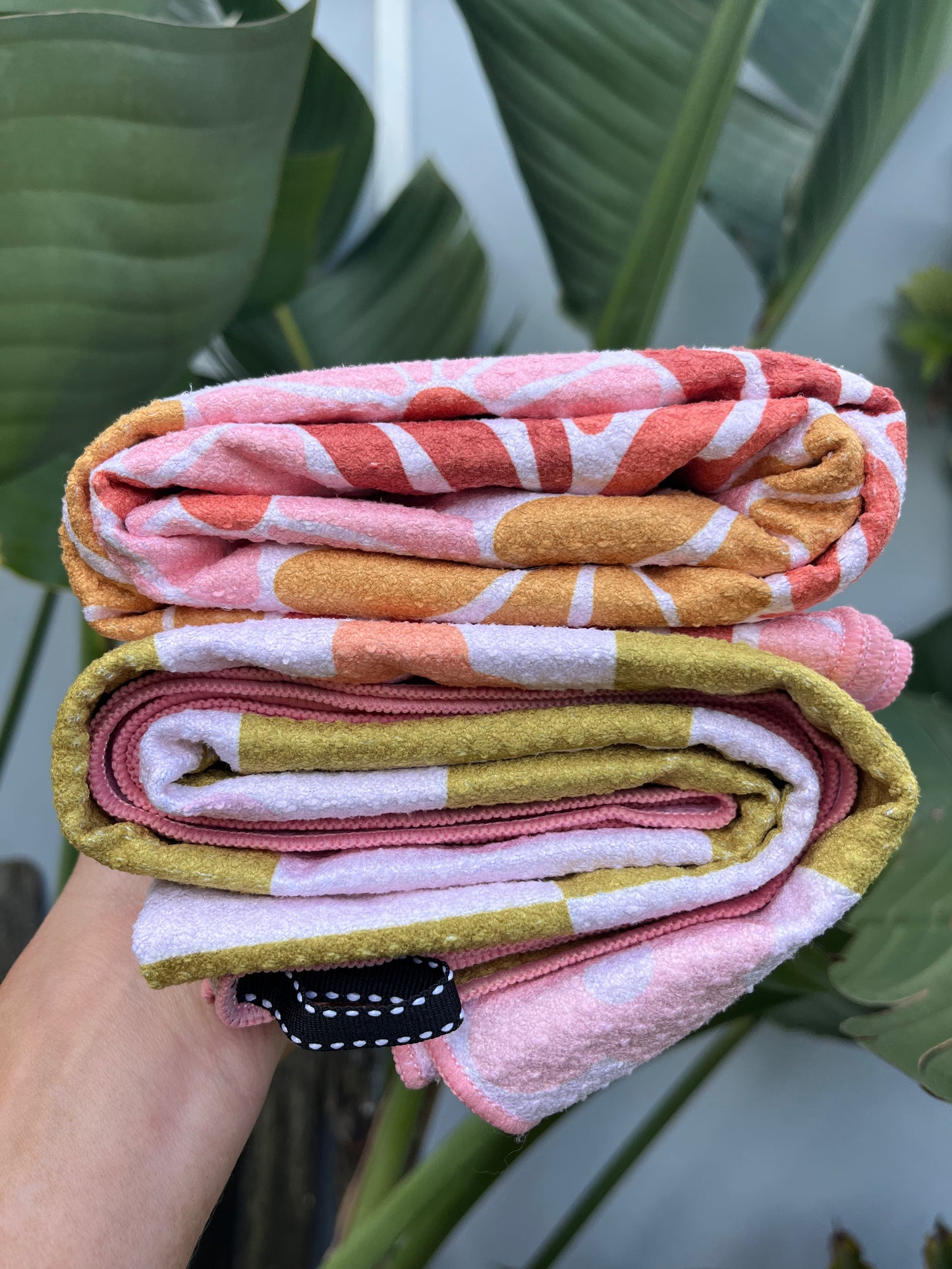 Sand Free Beach Towel - Pink Palm
