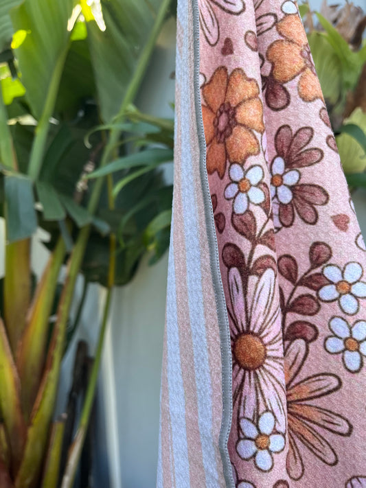 Sand Free Beach Towel - Dusty Floral